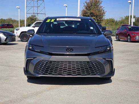 Certified 2025 Toyota Camry SE image 2