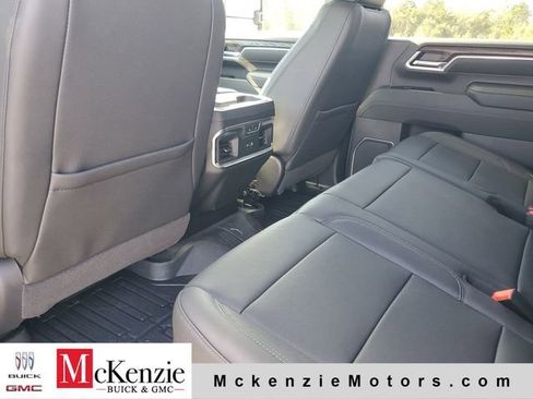 New 2026 GMC Sierra 3500 SLT w/ SLT Premium Package AWD/4WD image 22
