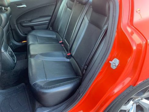 Used 2016 Dodge Charger R/T w/ Plus Group RWD image 11
