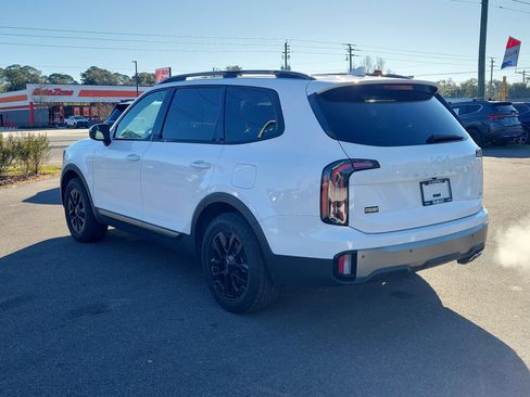 Certified 2023 Kia Telluride SX Prestige X-Pro image 4