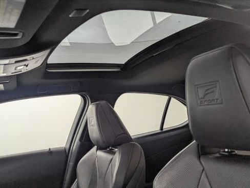 Used 2019 Lexus UX 200 F Sport w/ F Sport Premium Package FWD image 29