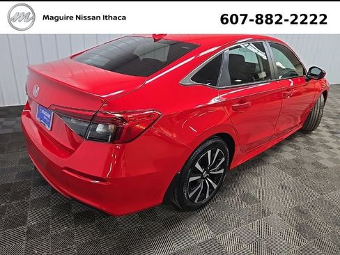 Used 2024 Honda Civic EX image 11
