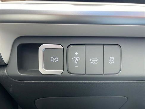 Used 2025 Hyundai Santa Fe SEL image 32