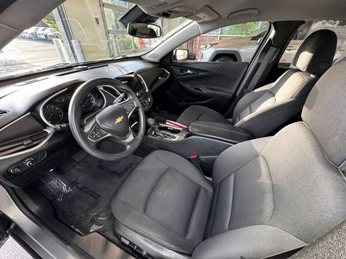 Used 2024 Chevrolet Malibu LT FWD image 16