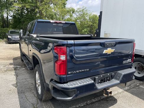Used 2023 Chevrolet Silverado 2500 High Country w/ LPO, Hitch Package AWD/4WD image 14
