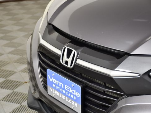 Used 2016 Honda HR-V EX image 11