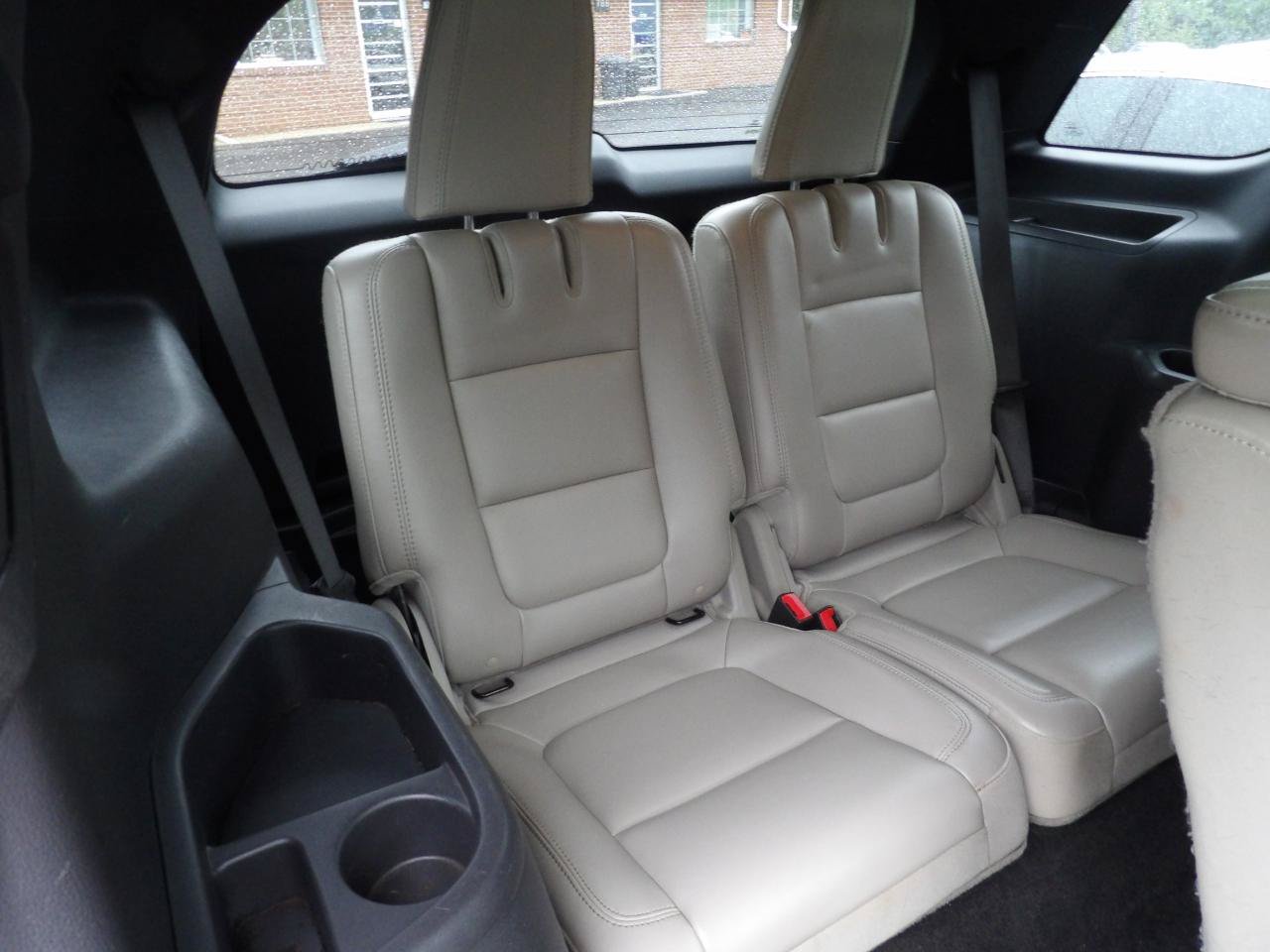 Used 2012 Ford Explorer XLT AWD/4WD image 18
