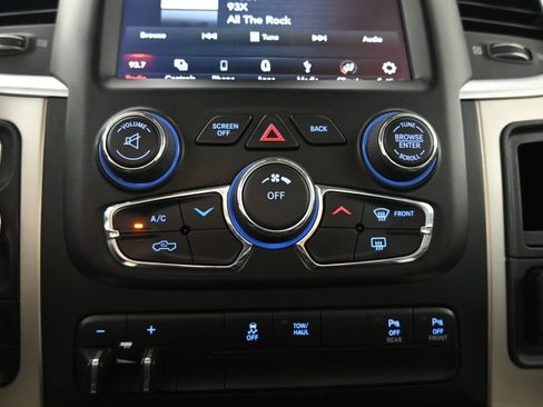 Used 2018 RAM 1500 Big Horn AWD/4WD image 30