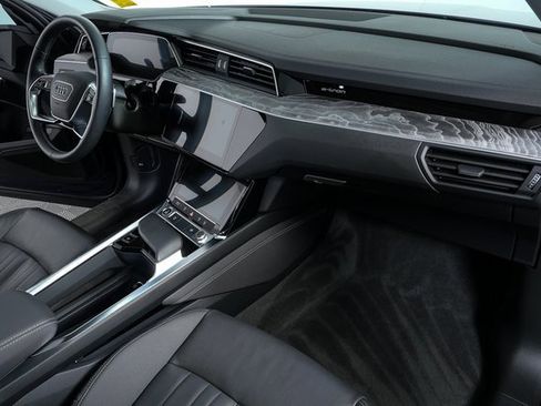 Certified 2021 Audi e-tron Premium w/ Convenience Plus Package image 22