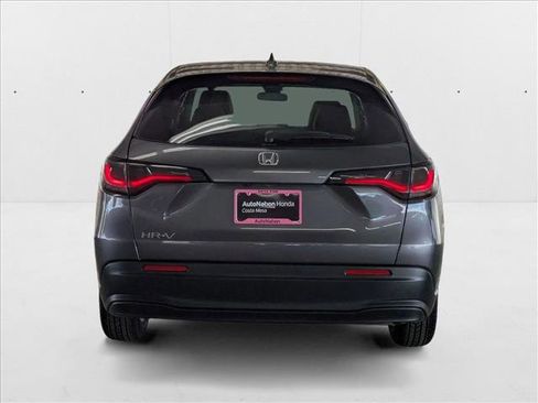 New 2026 Honda HR-V LX image 8