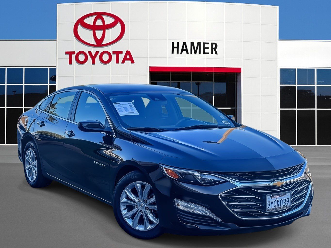 Used 2024 Chevrolet Malibu LT FWD image 1