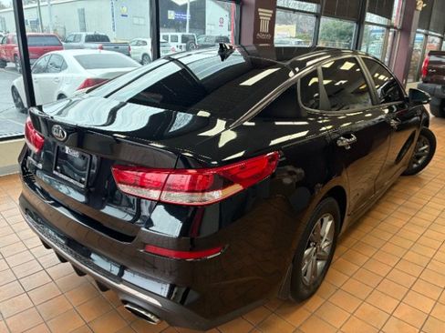 Used 2019 Kia Optima LX FWD image 10