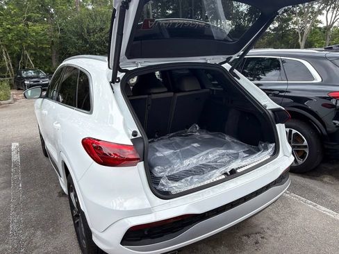 Certified 2025 Audi Q5 Premium Plus w/ Premium Plus AWD/4WD image 7