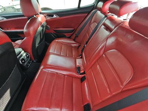 Used 2020 Kia Stinger GT2 AWD/4WD image 9