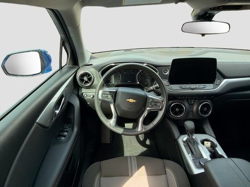 Used 2024 Chevrolet Blazer LT FWD image 16