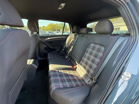 Used 2020 Volkswagen GTI S image 17
