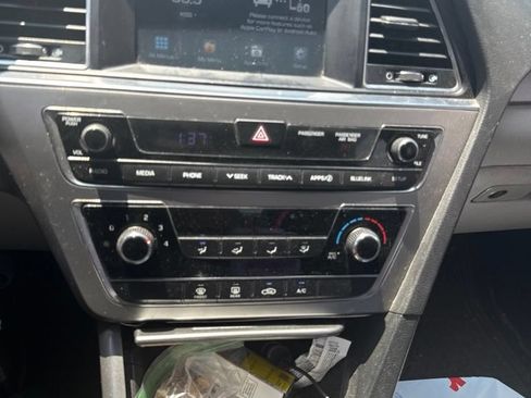 Used 2017 Hyundai Sonata SE FWD image 15