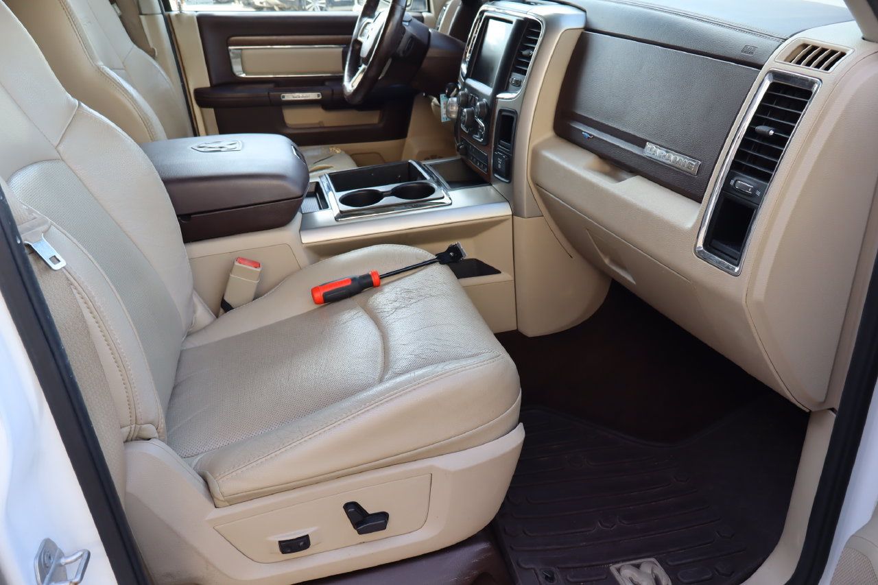 Used 2015 RAM 1500 Laramie RWD image 17