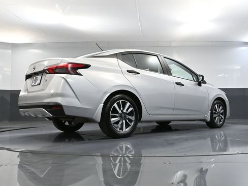 Used 2024 Nissan Versa S w/ S Plus Package image 50