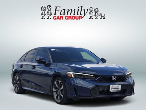 Used 2025 Honda Civic Sport image 2