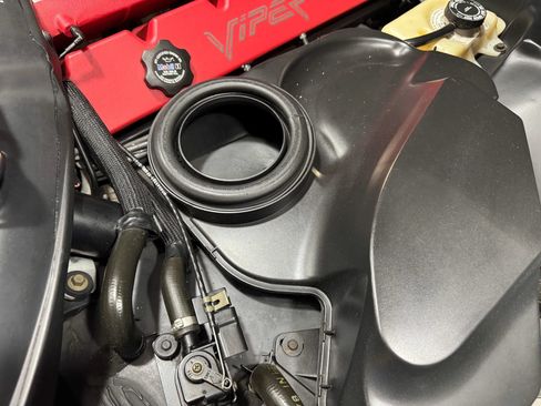 Used 2002 Dodge Viper GTS RWD image 31