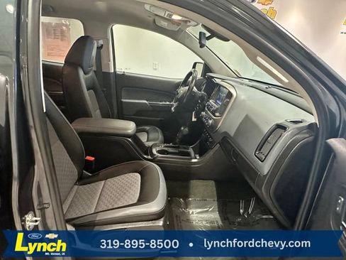 Used 2018 Chevrolet Colorado Z71 AWD/4WD image 7