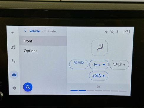 Used 2025 Toyota Camry LE w/ Convenience Package image 24