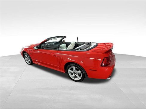 Used 2000 Ford Mustang GT RWD image 12