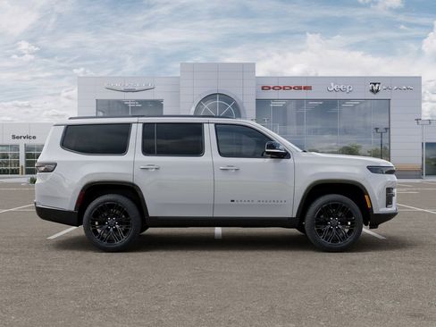 New 2026 Jeep Grand Wagoneer Limited image 22