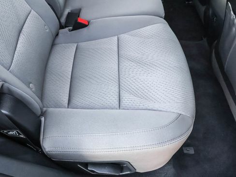 Used 2017 Hyundai Santa Fe Sport image 33