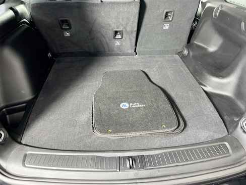 Used 2023 Jeep Grand Cherokee Laredo w/ Luxury Tech Group I image 25