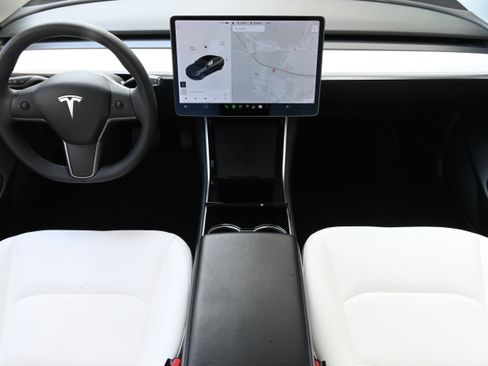 Used 2020 Tesla Model 3 Long Range AWD/4WD image 15