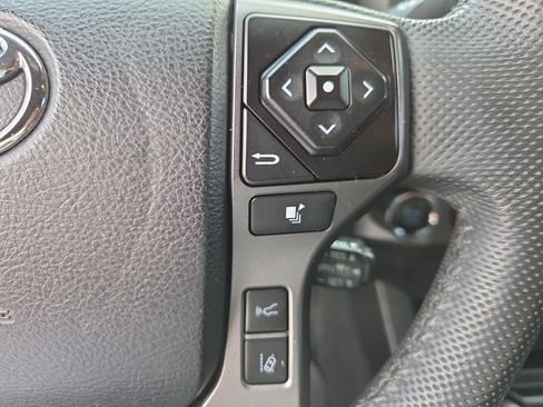 Certified 2021 Toyota Tacoma TRD Sport AWD/4WD image 26