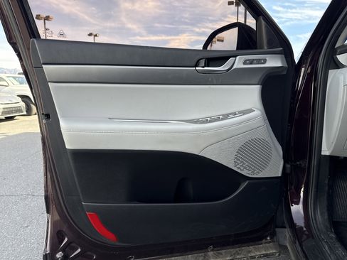 Used 2020 Hyundai Palisade SEL w/ Premium Package image 11