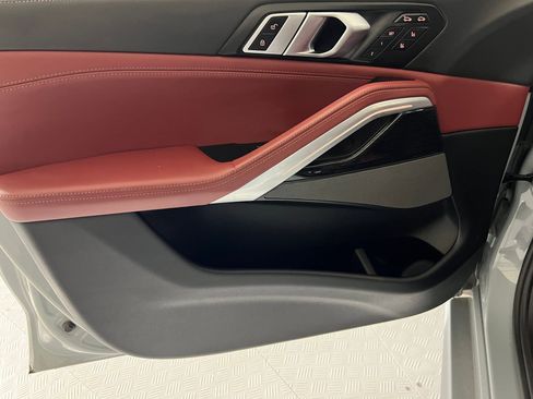 Certified 2024 BMW X6 xDrive40i w/ Executive Package image 12