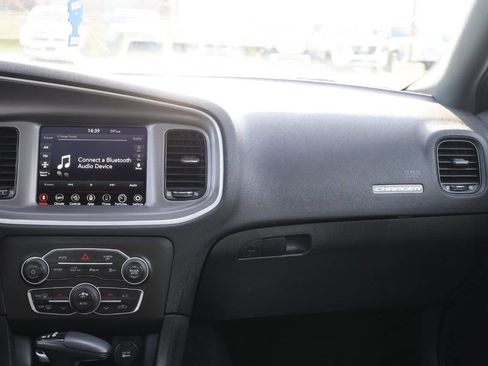 Used 2022 Dodge Charger SXT w/ Blacktop Package image 23
