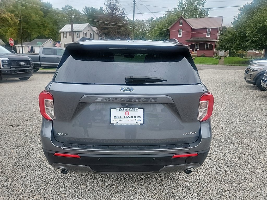 Used 2024 Ford Explorer XLT w/ Equipment Group 202A AWD/4WD image 6