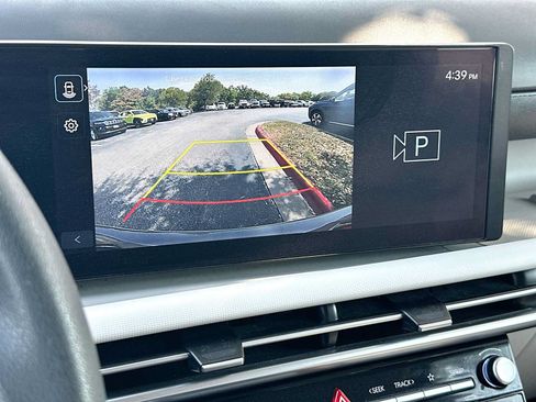 Used 2025 Hyundai Tucson SEL FWD image 20