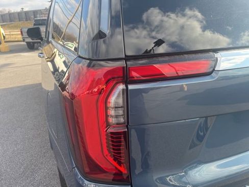 New 2026 GMC Yukon XL Elevation image 6