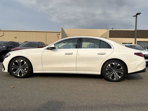 Used 2025 Mercedes-Benz E 450 4MATIC Sedan image 2
