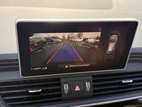 Used 2018 Audi Q5 2.0T Premium Plus w/ Premium Plus Package image 25