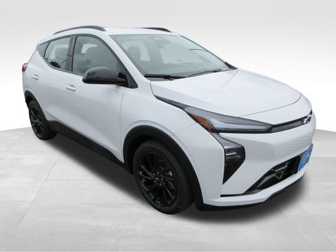 New 2027 Chevrolet Bolt RS FWD image 8