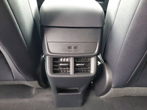 New 2026 Chevrolet Equinox LT w/ Convenience Package II FWD image 13
