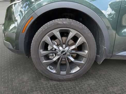 Used 2023 Kia Sorento SX Prestige AWD/4WD image 9