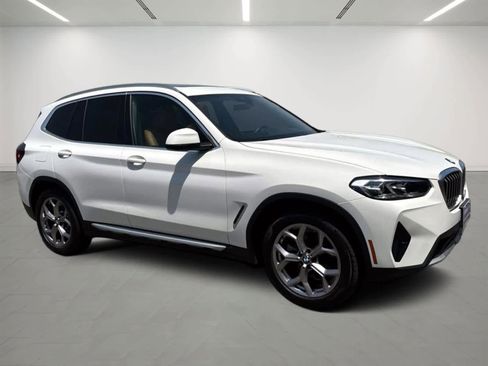 Used 2022 BMW X3 xDrive30i AWD/4WD image 6