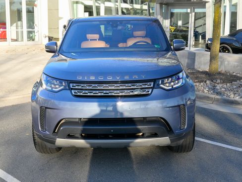 Used 2019 Land Rover Discovery HSE image 2