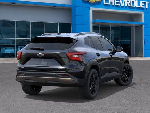 New 2026 Chevrolet Trax ACTIV FWD image 5