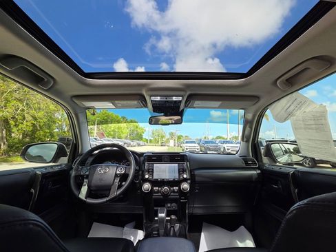 Used 2023 Toyota 4Runner TRD Off-Road Premium w/ Moonroof Package AWD/4WD image 21