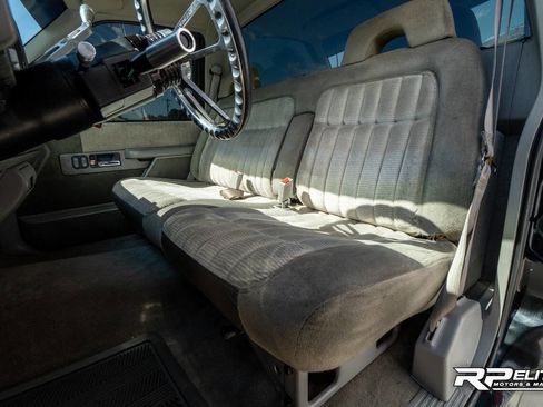 Used 1994 Chevrolet Silverado 1500 2WD Regular Cab image 58