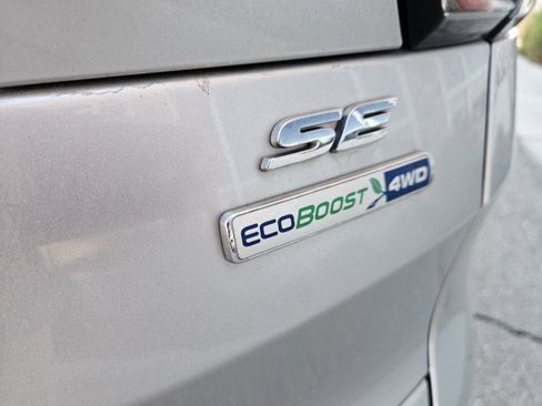 Used 2018 Ford Escape SE image 26